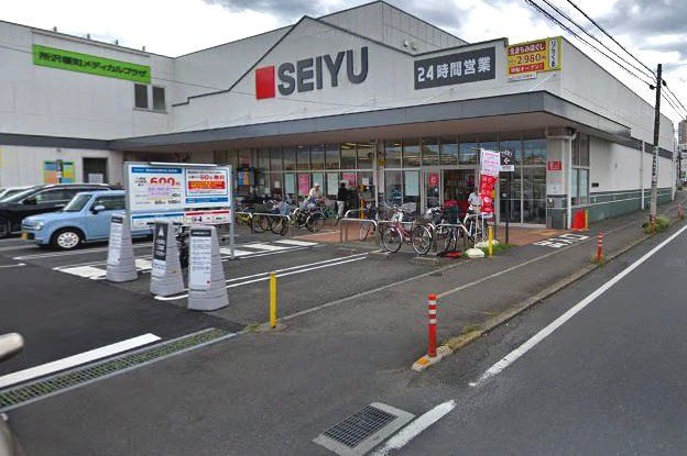 スーパー　西友所沢榎町店（スーパー）まで745m