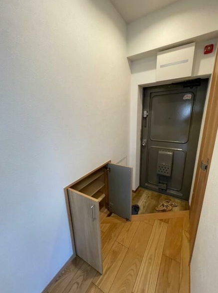 玄関　玄関にはシューズBOXあり☆