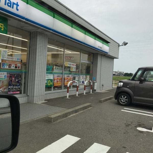 その他　ファミリーマート（その他）まで1000m