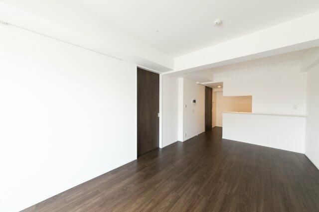 居室・リビング　写真は同タイプ住居です。