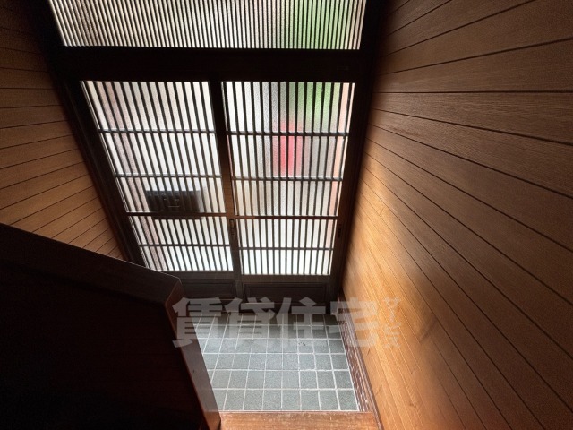 妙法寺樫原戸建の玄関写真