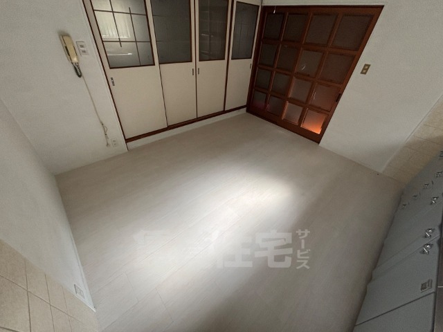 妙法寺樫原戸建の居間写真