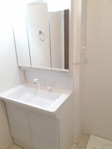 レオーネ Iの内装写真