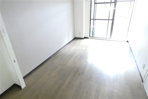 東灘パークランド中町の居間写真