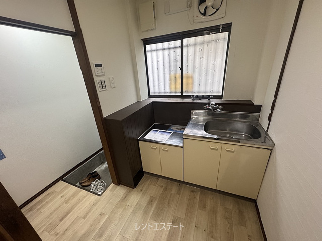南海高野線 我孫子前駅 徒歩9分 2階建 築51年のキッチン写真