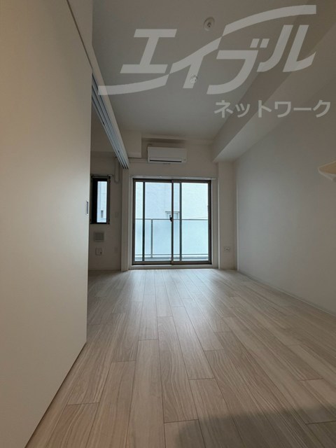 地下鉄長堀鶴見緑地線 蒲生四丁目駅 徒歩1分 10階建 築1年の居間写真