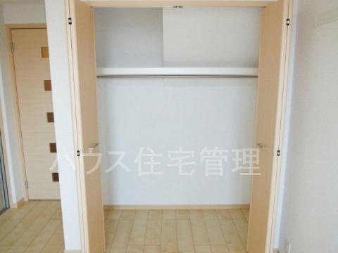 ＪＲ東海道本線 摂津富田駅 徒歩10分 4階建 築12年の内装写真