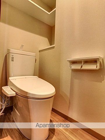 西鉄天神大牟田線 雑餉隈駅 徒歩3分 11階建 築7年のトイレ写真