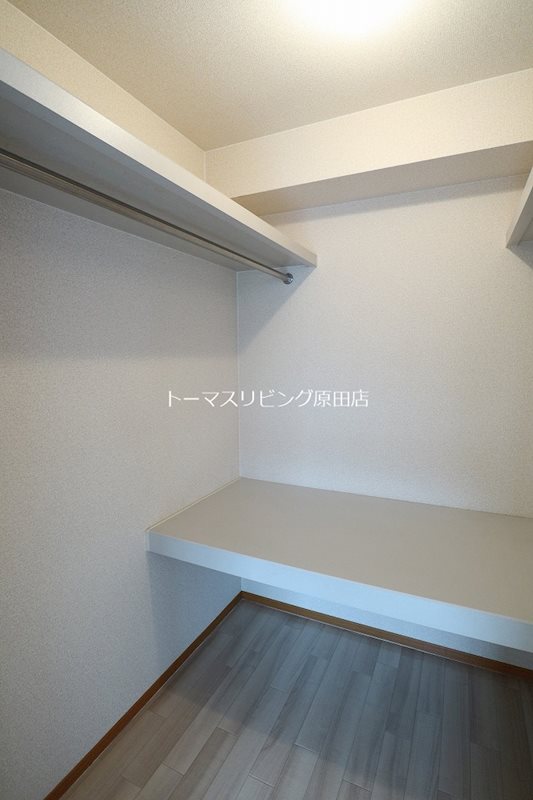収納　201号室写真