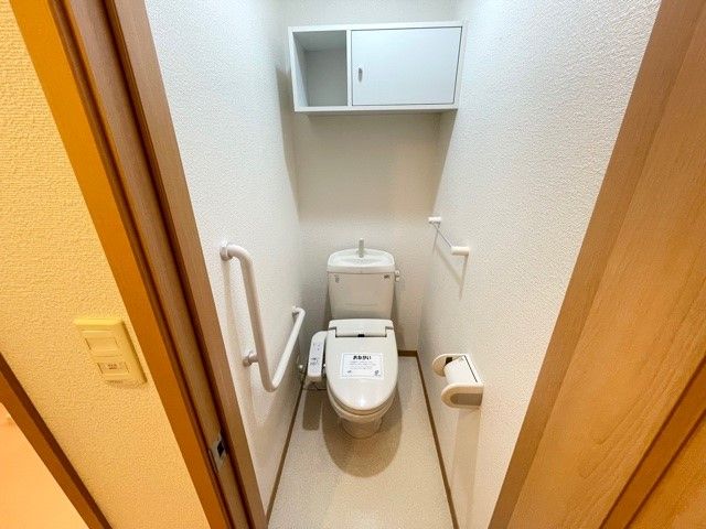 仙台市地下鉄南北線 富沢駅 徒歩12分 2階建 築19年のトイレ写真