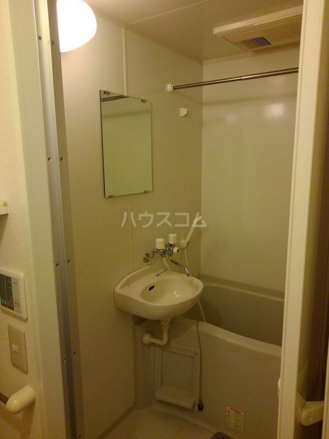 レオパレスリエールの風呂写真