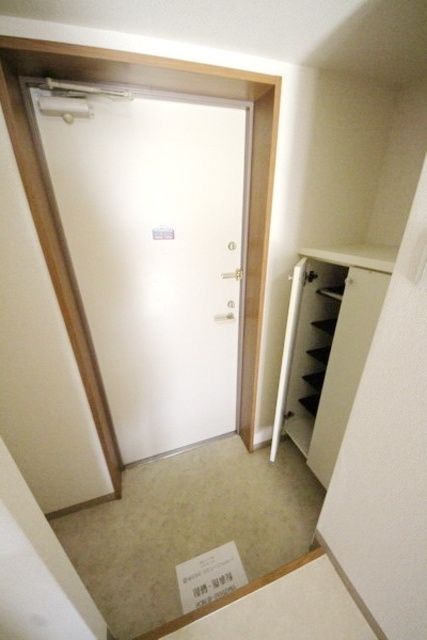 クレシア.iの玄関写真