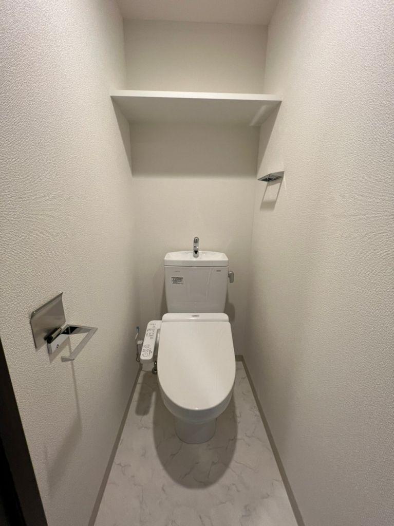 地下鉄名城線 西高蔵駅 徒歩7分 15階建 築5年のトイレ写真