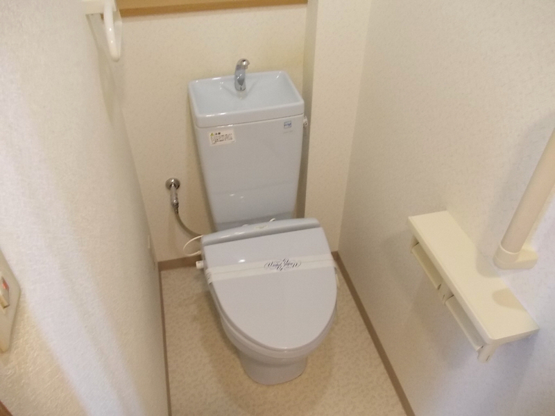 Leonida大宅のトイレ写真