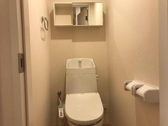 トイレ　シャワー付トイレ