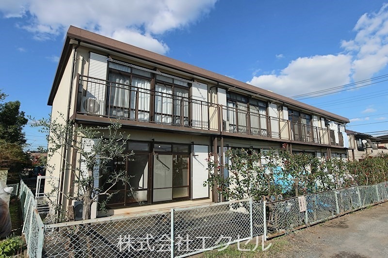 ＪＲ中央線 立川駅 バス乗車時間：30分 最寄りバス停で下車 徒歩3分 2階建 築41年の外観写真