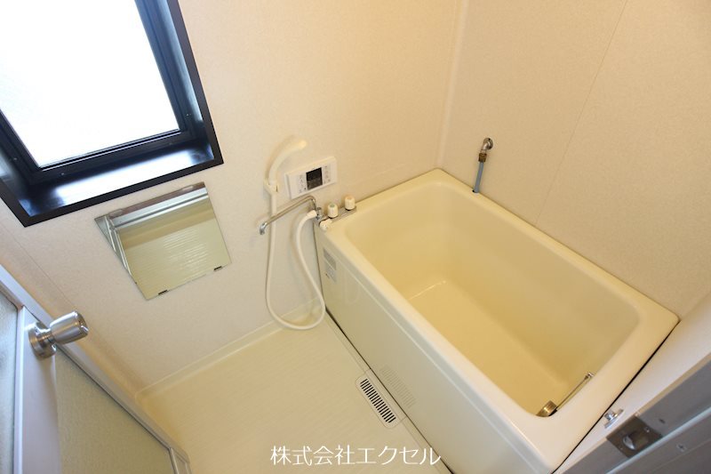 ＪＲ中央線 立川駅 バス乗車時間：30分 最寄りバス停で下車 徒歩3分 2階建 築41年の風呂写真