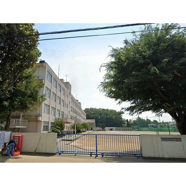 中学校　大和市立上和田中学校（中学校）まで1425m