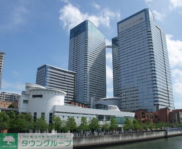 ショッピングセンター　晴海トリトン（ショッピングセンター）まで640m