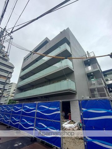 地下鉄御堂筋線 江坂駅 徒歩10分 5階建 新築の外観写真