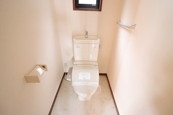 シャーメゾン新谷のトイレ写真