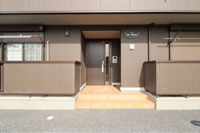 La-Vespa門井町の外観写真