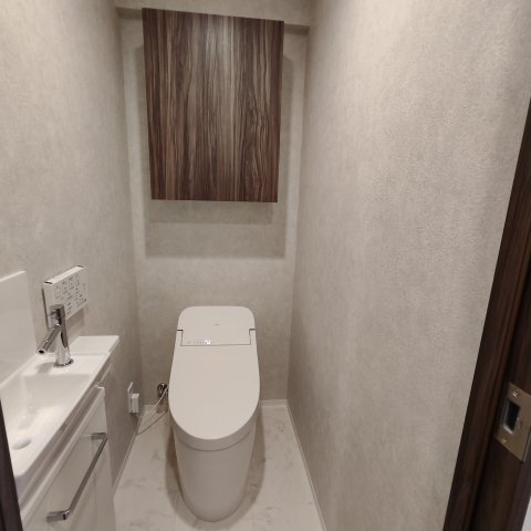 デュオステージ北千住IIIのトイレ写真