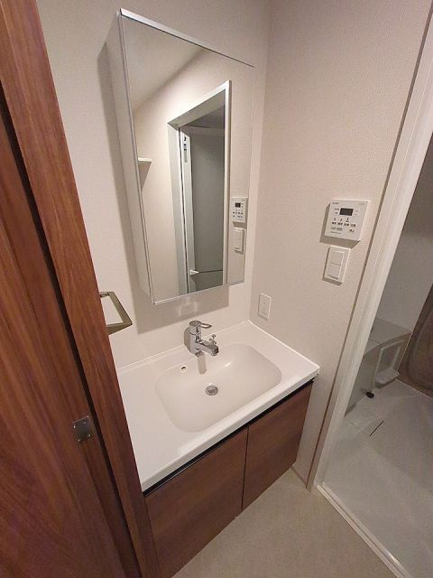 LIME RESIDENCE SHINAGAWA EASTの内装写真