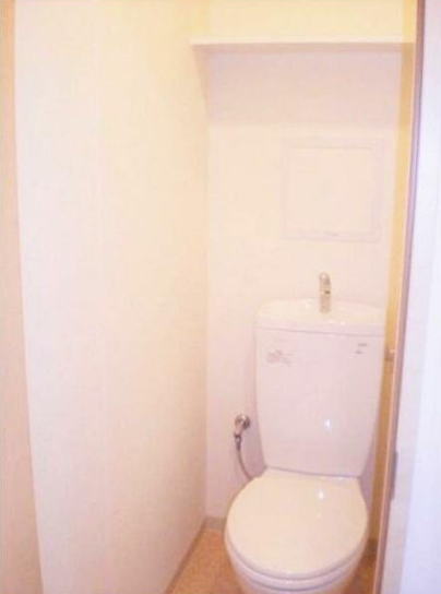 トイレ　落ち着いたトイレです