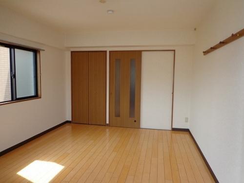 その他部屋・スペース　２面採光で明るく広々としたお部屋です♪