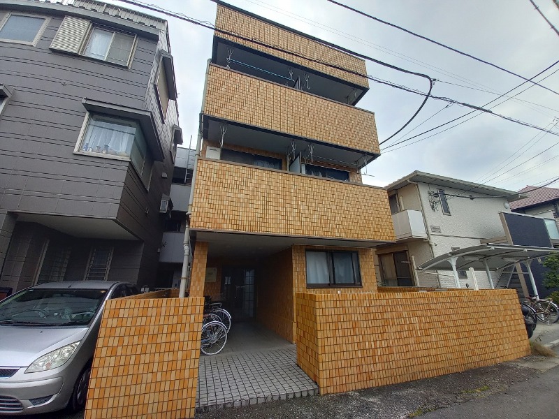メゾン所沢の外観写真