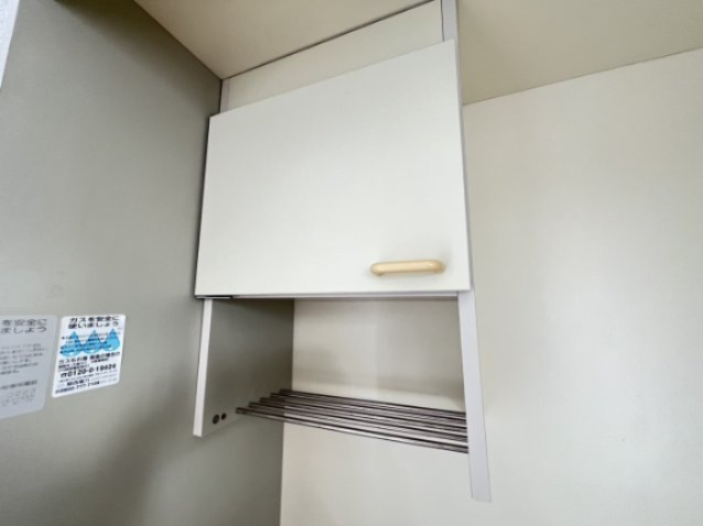 収納　キッチン上の収納です