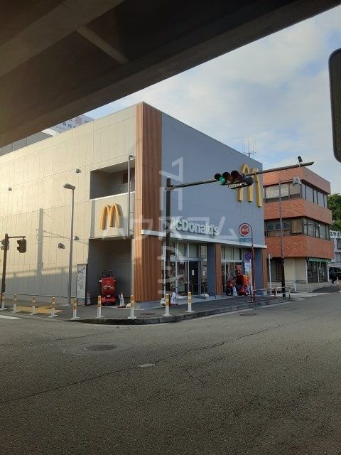 飲食店　マクドナルド金沢文庫駅前店（飲食店）まで212m