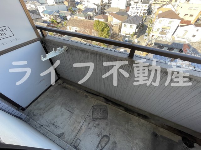 バルコニー　陽当たり良好なバルコニーです