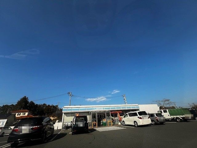 コンビニ　ローソン相馬松川浦店（コンビニ）まで800m