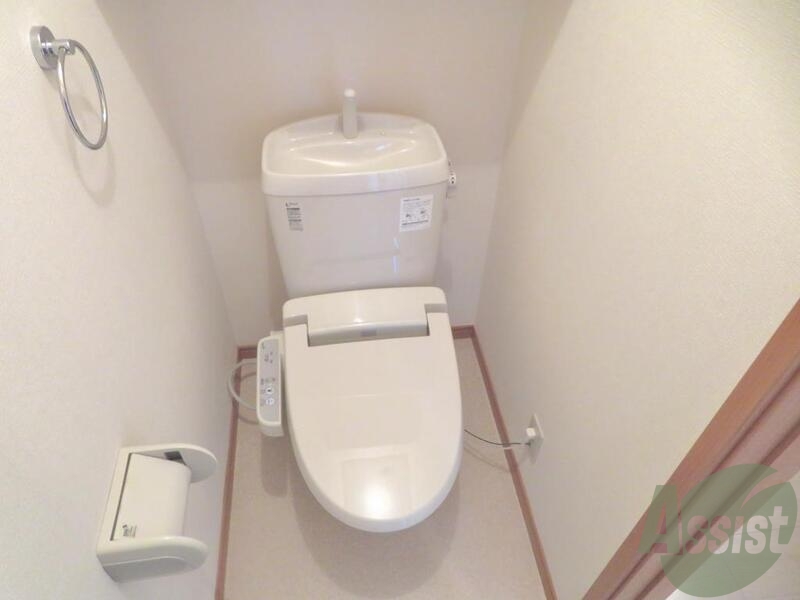 トイレ　トイレも使い勝手がよさそうな感じできれいです。