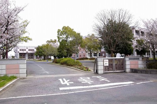 中学校　加須市立加須平成中学校（中学校）まで2020m