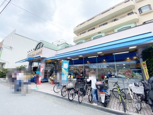 スーパー　Season mart（スーパー）まで584m
