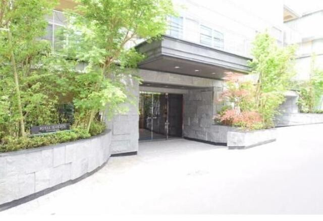 建物外観　エントランス