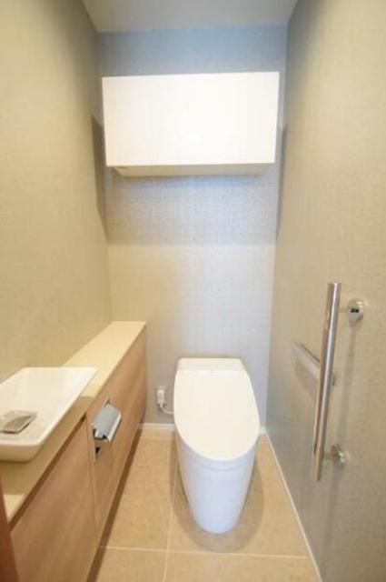 トイレ　ロイヤルシーズン西麻布