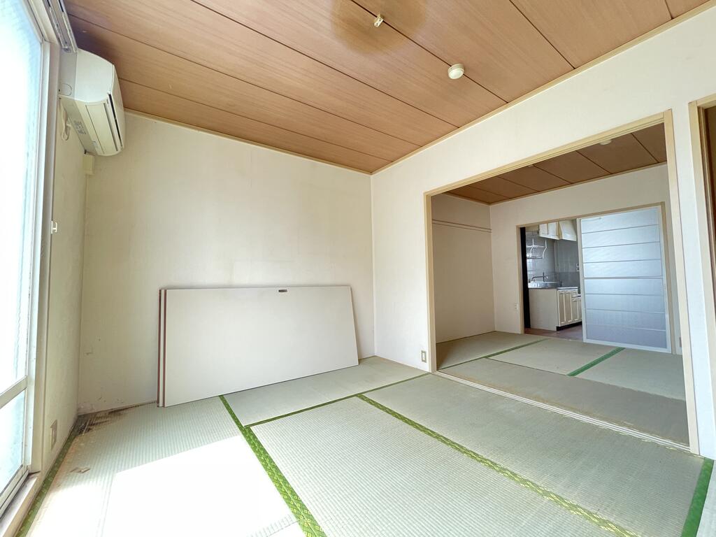 平井ハイツの居間写真