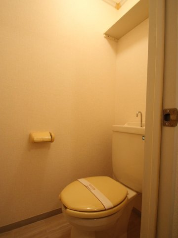 トイレ　※別部屋のイメージ写真です。