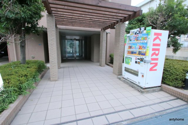 地下鉄御堂筋線 江坂駅 徒歩8分 7階建 築26年の外観写真