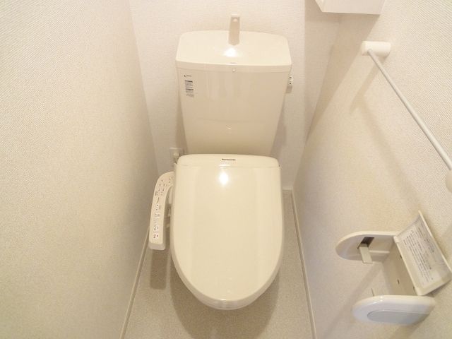 ビオーラ Iのトイレ写真