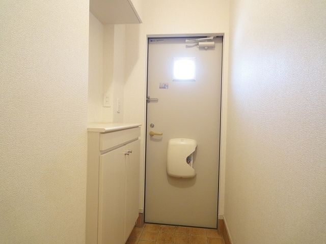 ビオーラ Iの玄関写真