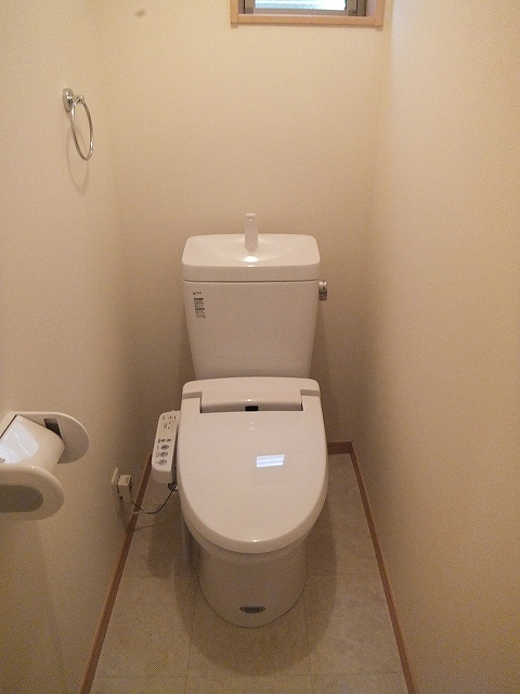 エクシード白楽IIのトイレ写真