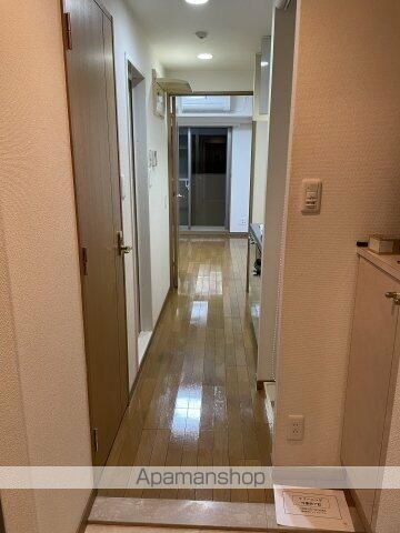 メインステージ西新宿の玄関写真