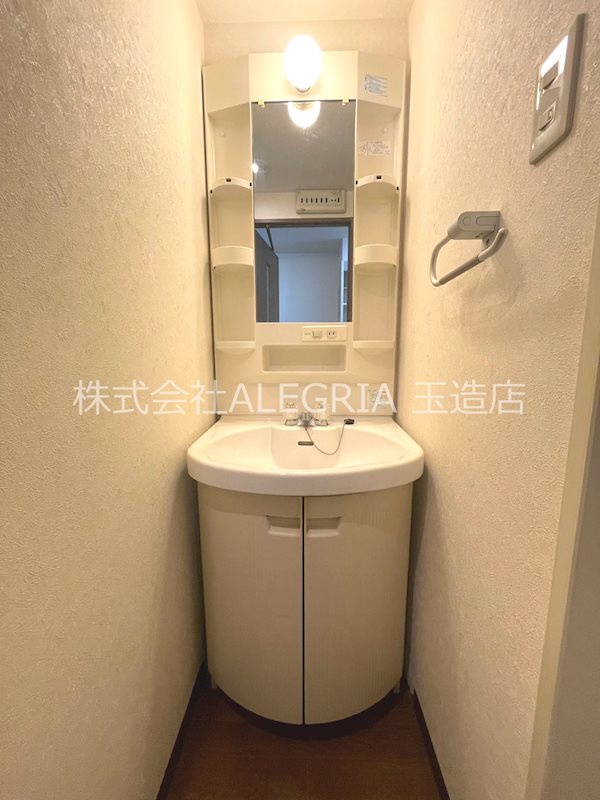 ＪＲ大阪環状線 玉造駅 徒歩4分 7階建 築27年の内装写真