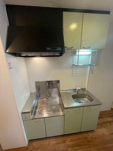 キッチン　※同物件別号室の参考写真です。