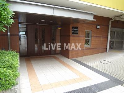 エントランス　正面玄関
